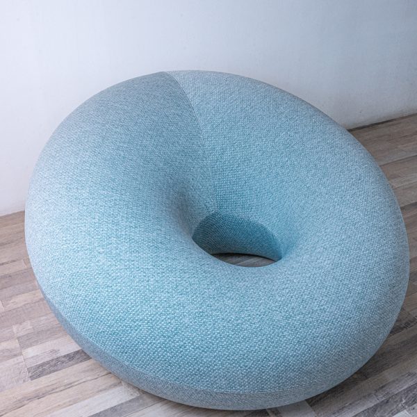 Donut Shape Seating